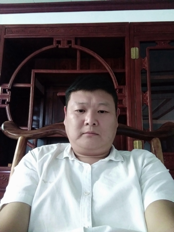 狼图腾的第一张照片--中老年相亲网