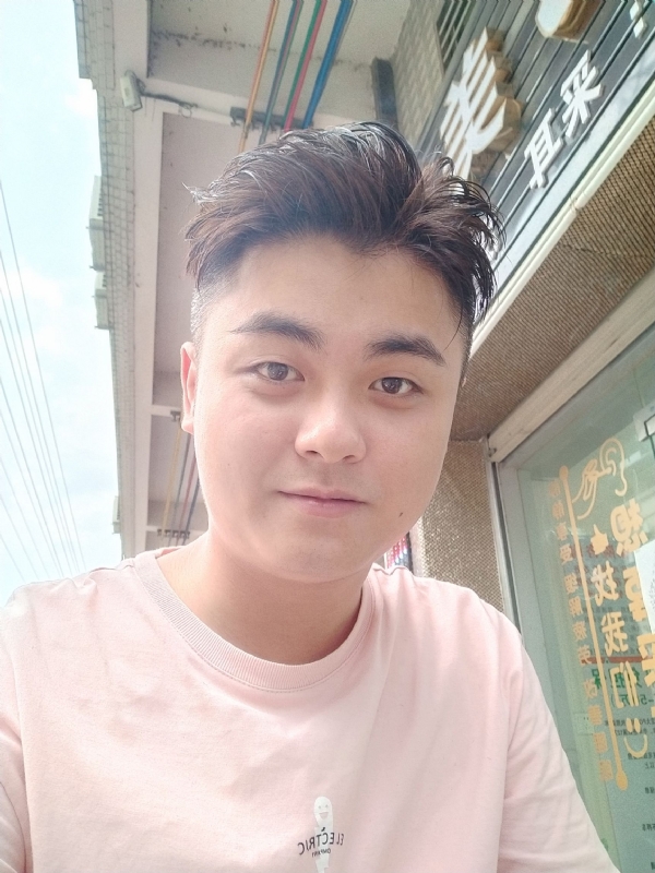 李健诚的第一张照片--中老年相亲网