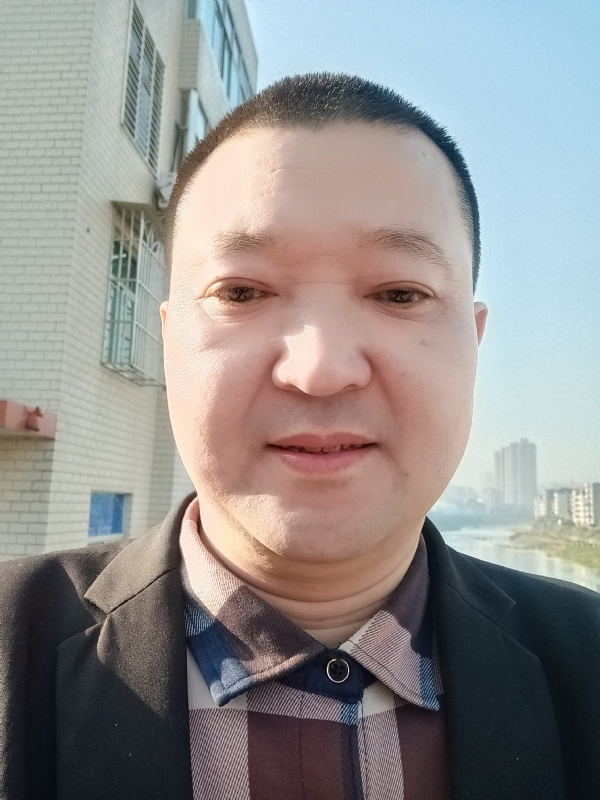 曾经受伤的心灵的第二张照片--中老年相亲网
