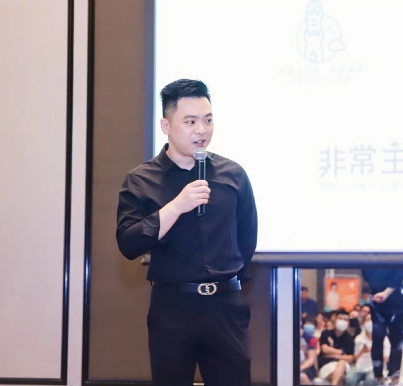 爱吃肉的猪大爷的第一张照片--中老年相亲网
