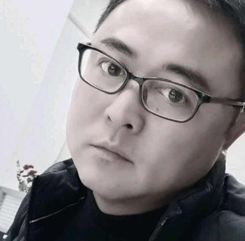 小石头的第二张照片--中老年相亲网