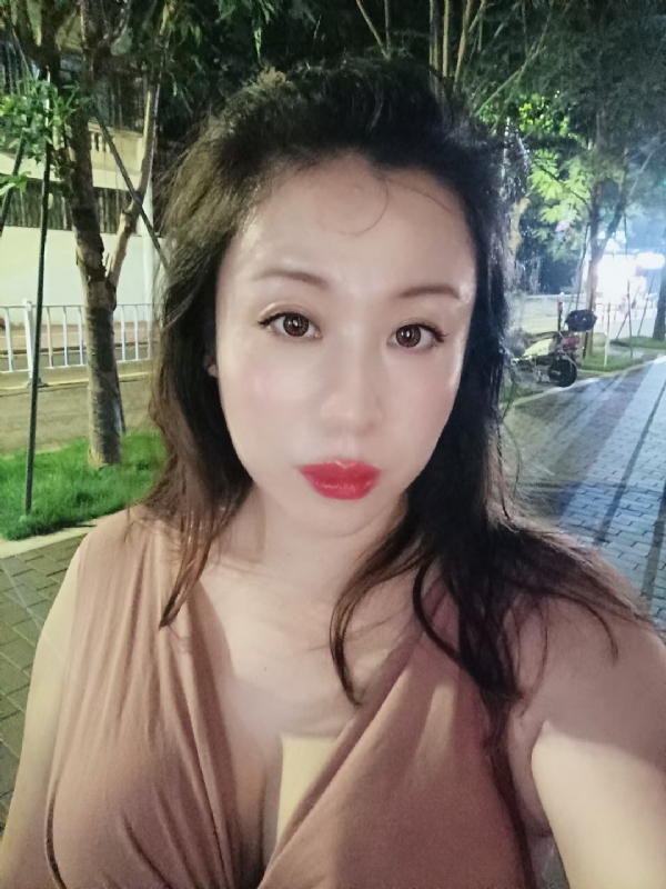 叶子青青的第一张照片--中老年相亲网