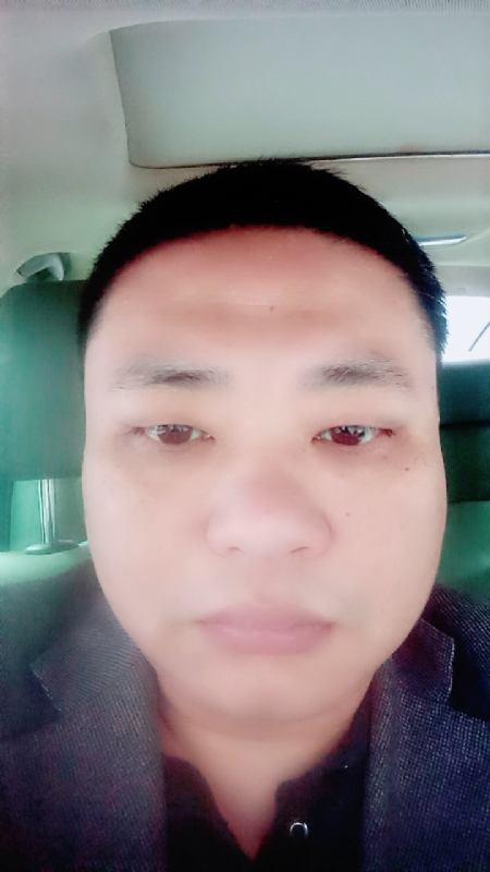向日葵的第一张照片--中老年相亲网