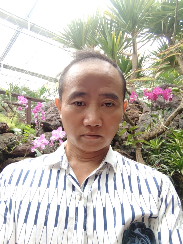 闲云盘鹤的第一张照片--中老年相亲网
