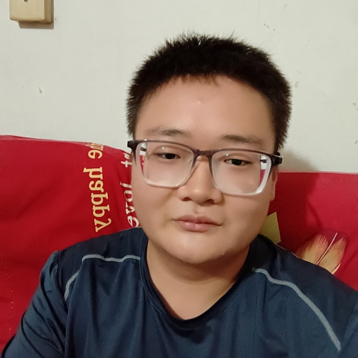 孤独的夜的第一张照片--中老年相亲网