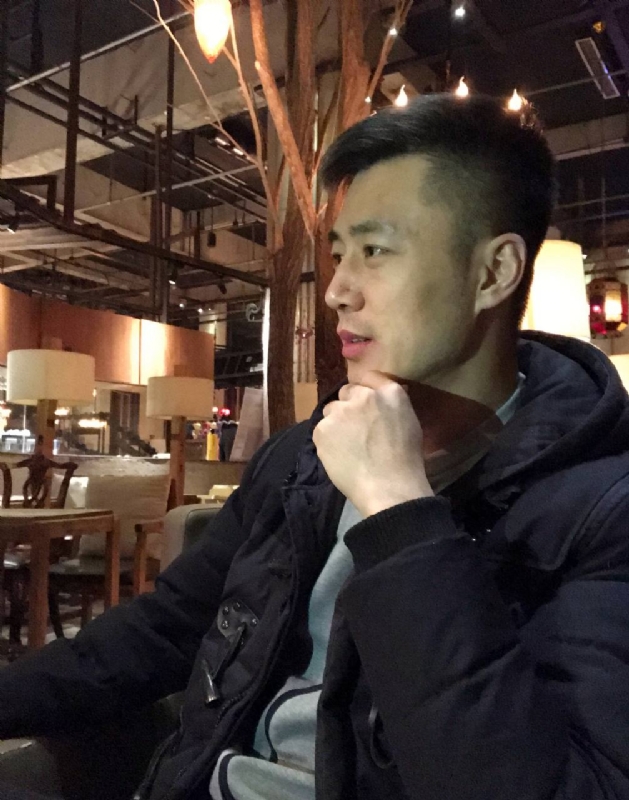 往事随风飘散的第一张照片--中老年相亲网