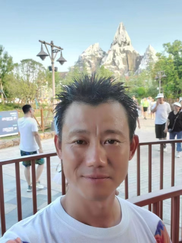 艾氏涂料博的第一张照片--中老年相亲网