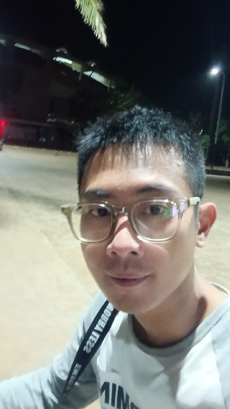 龙龙的第二张照片--中老年相亲网