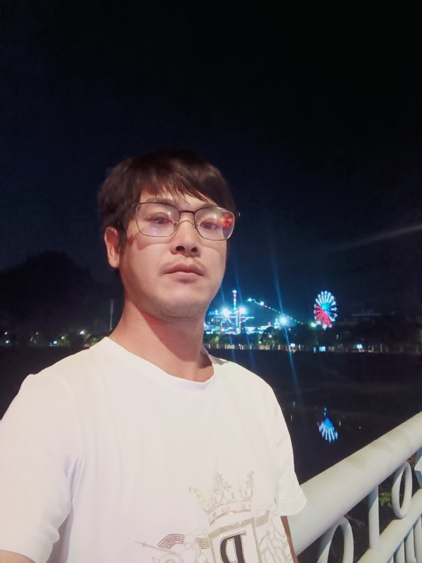 任豐的第一张照片--中老年相亲网
