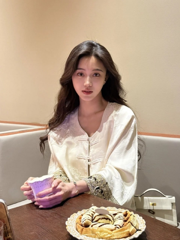 Anna的第一张照片--中老年相亲网