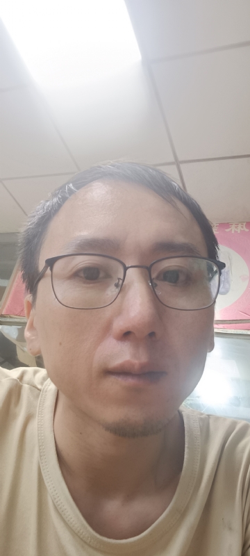 想胖的瘦子的第一张照片--中老年相亲网