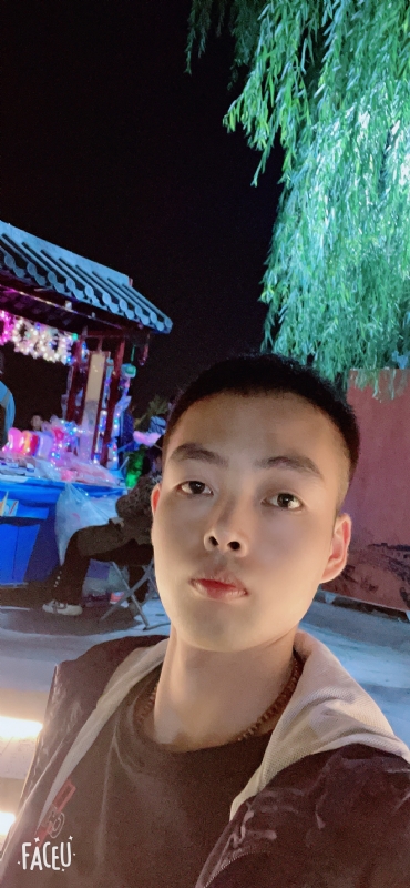向阳而生的第二张照片--中老年相亲网