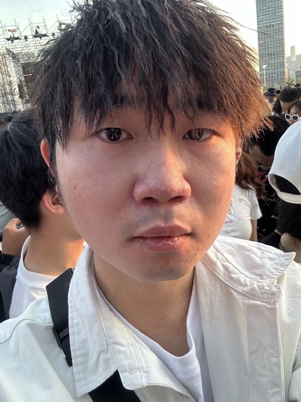 会修电脑的小杨的第一张照片--中老年相亲网