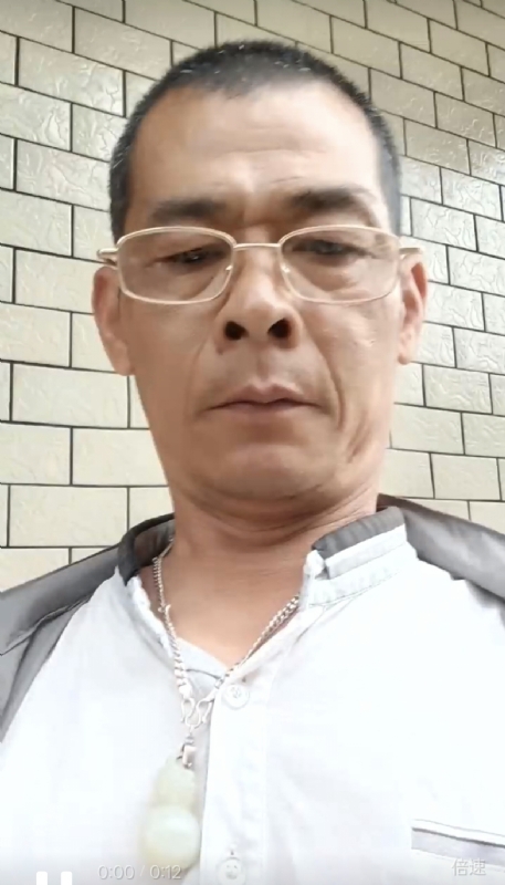 凌活泼的第一张照片--中老年相亲网
