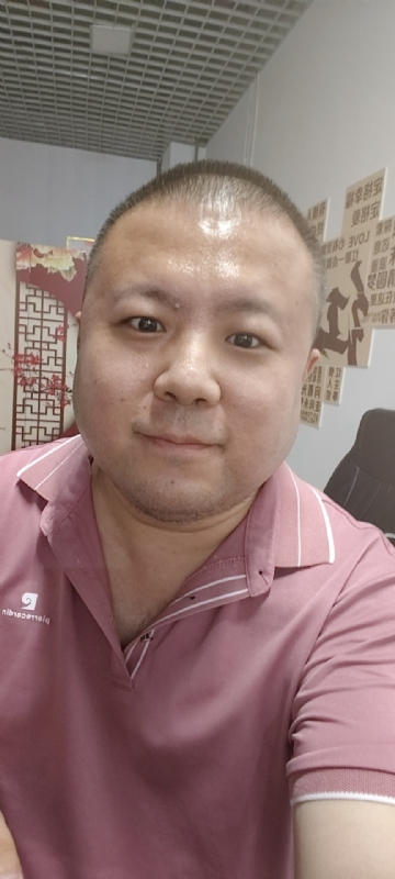 漫步星辰的第一张照片--中老年相亲网