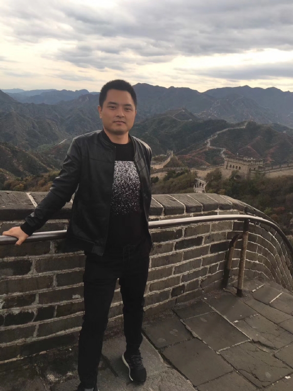 海阔天空的第一张照片--中老年相亲网