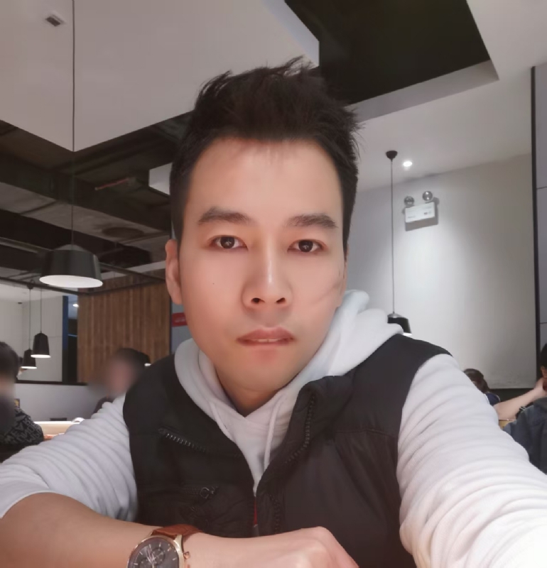 思明的第一张照片--中老年相亲网