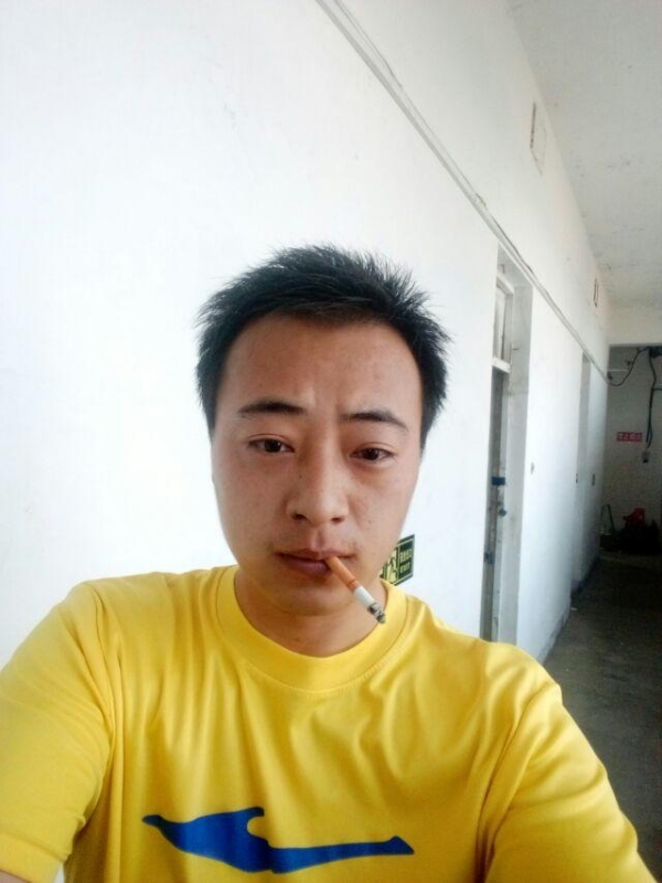云淡风轻的第二张照片--中老年相亲网