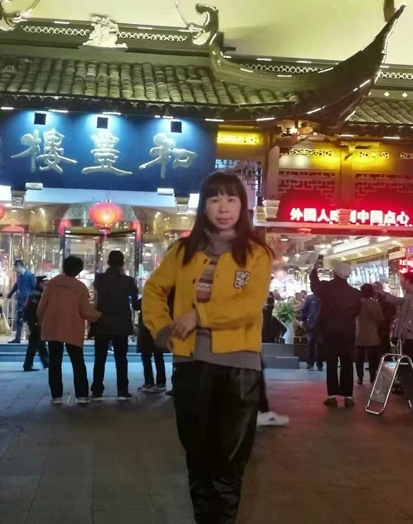 君倩的第三张照片--中老年相亲网