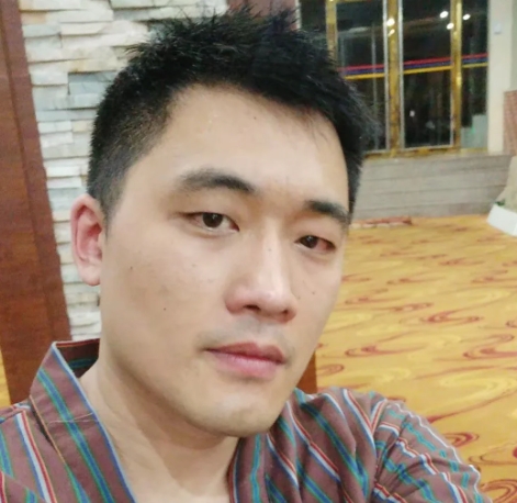 迅猎的第三张照片--中老年相亲网