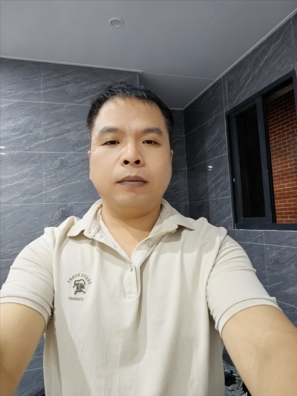 刘两水的第一张照片--中老年相亲网