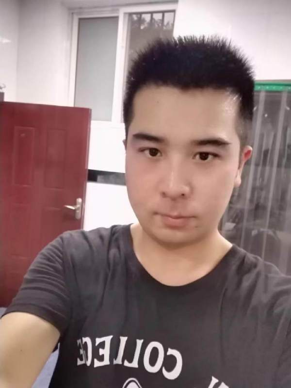 89WANG的第一张照片--中老年相亲网