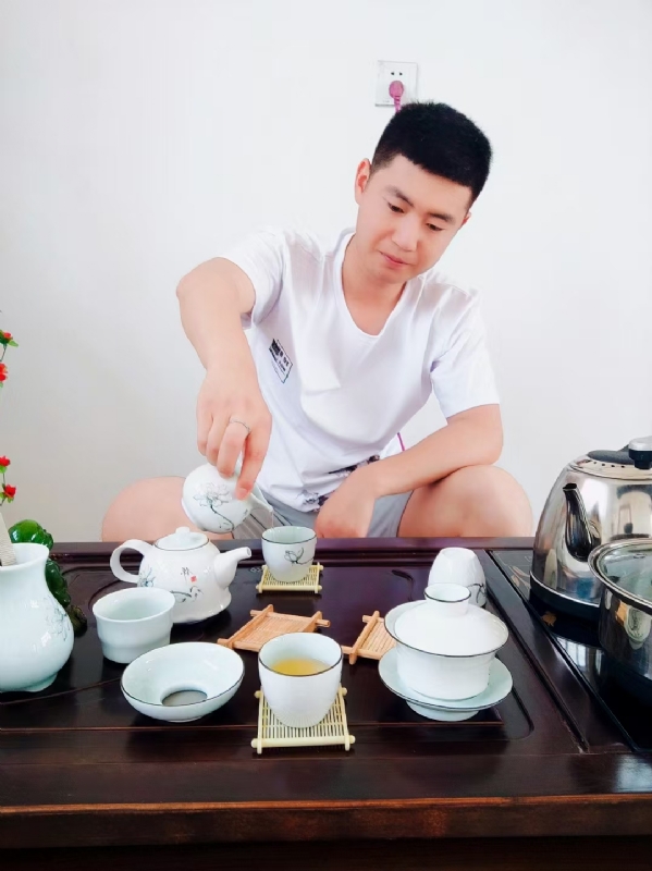 日月的第一张照片--中老年相亲网