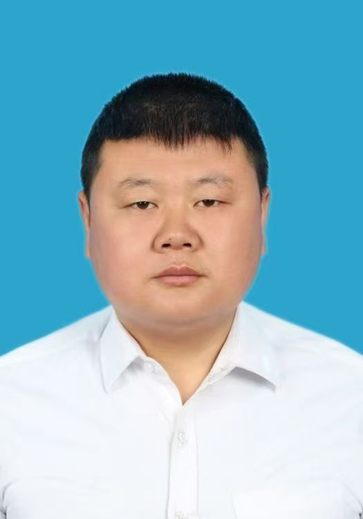 井底之蛙的第一张照片--中老年相亲网