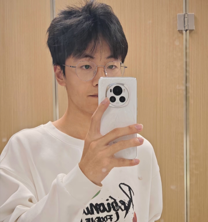 张浩博的第四张照片--中老年相亲网