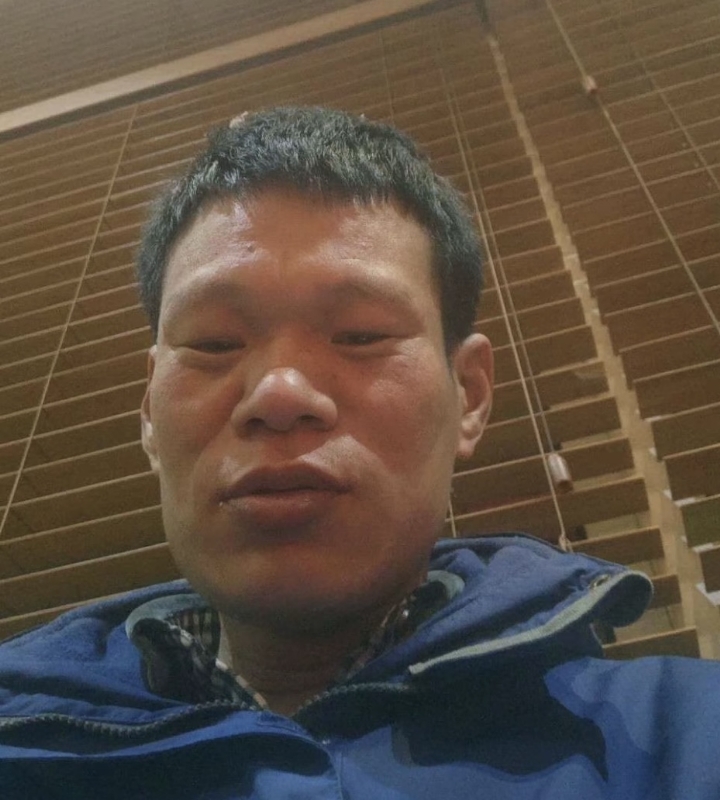 爱你在心口难开的第一张照片--中老年相亲网