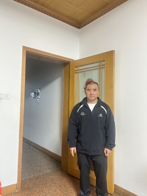 沉稳世界的第二张照片--中老年相亲网